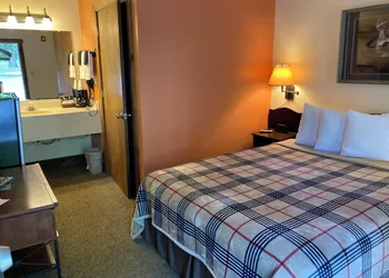 Country Mountain Inn hotel thumbnail 3