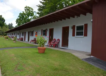 The Village Motel hotel thumbnail 5