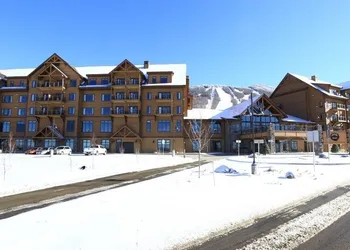 Burke Mountain Hotel & Conference Center hotel thumbnail 2