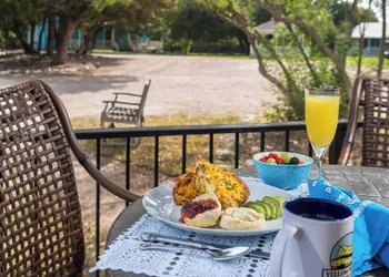 Yellow House Bed and Breakfast hotel thumbnail 4