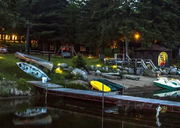 Crow Wing Crest Resort hotel thumbnail 2