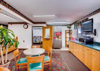 9 Motel hotel thumbnail 5
