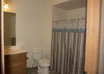 Bridges Inn & Extended Stay Suites hotel thumbnail 4