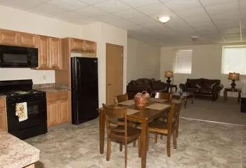 Bridges Inn & Extended Stay Suites hotel thumbnail 3