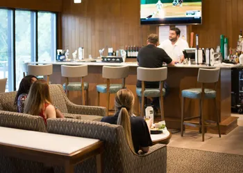 Barren River Lake State Resort Park hotel thumbnail 7
