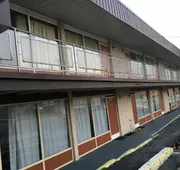 Breezwood Motel hotel detail image 4