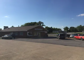 Powhatan Motel hotel thumbnail 2