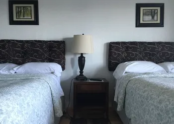 Powhatan Motel hotel thumbnail 3