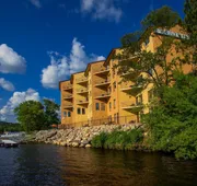 Natura Vue Resort & Boathouse hotel detail image 3