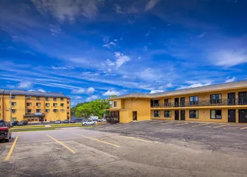 Natura Vue Resort & Boathouse hotel thumbnail 5