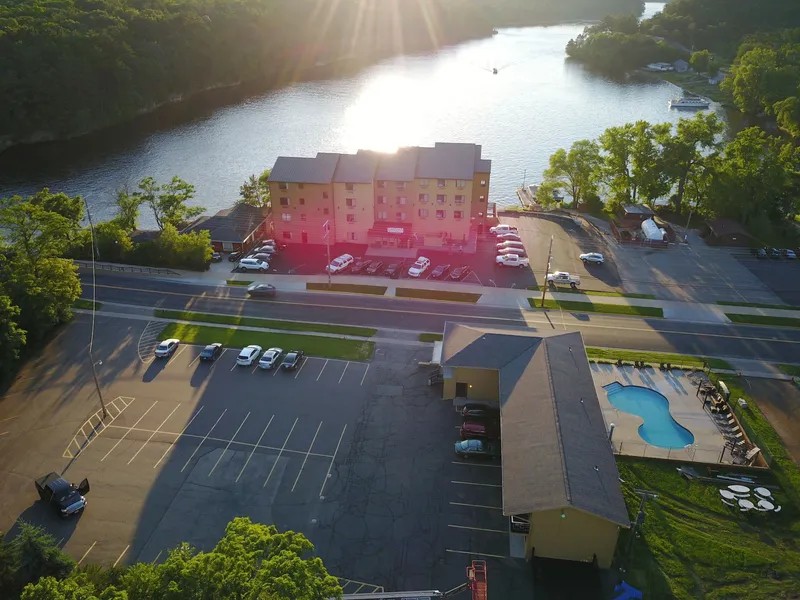 Natura Vue Resort & Boathouse hotel detail image 6