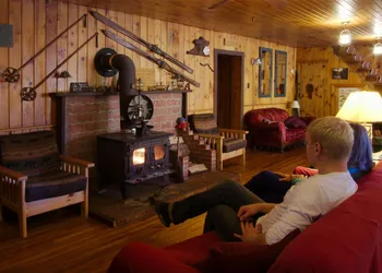 Algonquin Eco-Lodge hotel thumbnail 5