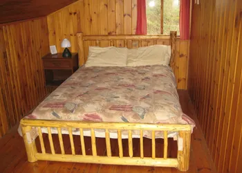 Algonquin Eco-Lodge hotel thumbnail 8