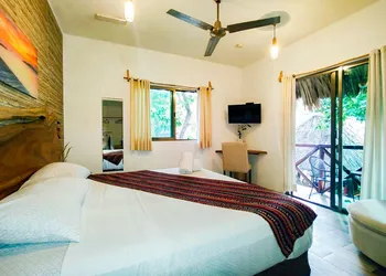 Hotel Pancho Villas hotel thumbnail 7