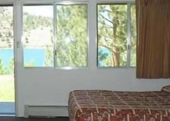 Boulder Lodge hotel thumbnail 2