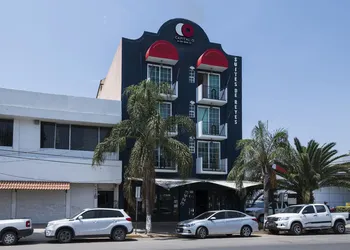 Hotel Suites de Reyes hotel thumbnail 4