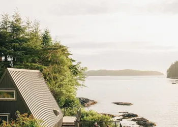 Duffin Cove Oceanfront Lodging hotel thumbnail 4