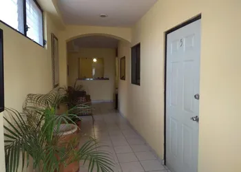 El Ejecutivo Aparthotel hotel thumbnail 2