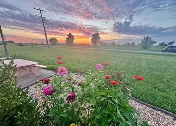 Owensville Motor Inn hotel thumbnail 5