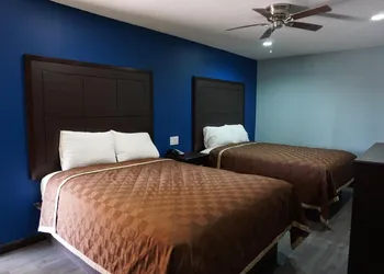 Star Light Inn hotel thumbnail 7