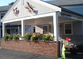 Doryman Motel hotel thumbnail 2