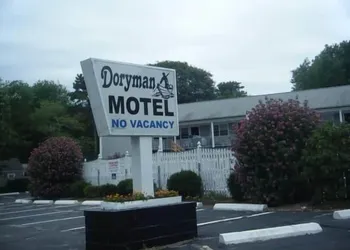 Doryman Motel hotel thumbnail 4