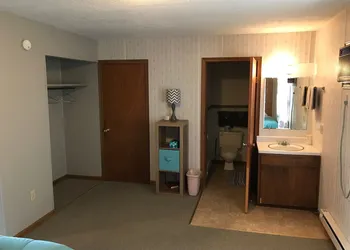 The Landing on the Wolf hotel thumbnail 6