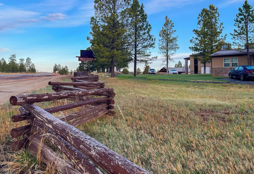 Bryce Canyon Pines hotel detail image 6