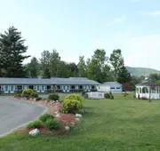 Sara Placid Inn & Suites hotel detail image 5
