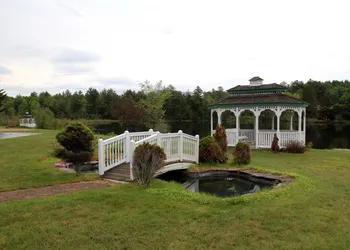 Sara Placid Inn & Suites hotel thumbnail 7