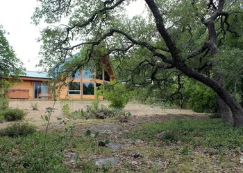 Prow'd House Bed & Breakfast hotel thumbnail 2