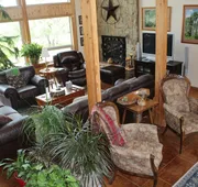 Prow'd House Bed & Breakfast hotel detail image 3