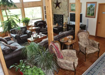 Prow'd House Bed & Breakfast hotel thumbnail 3