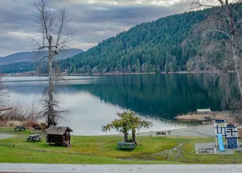 Green Acres Lakeside Resort Salt Spring Island hotel thumbnail 8