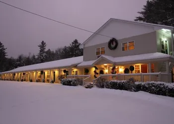 Golden Apple Inn hotel thumbnail 8