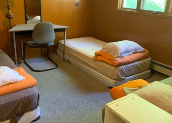 Vancouver Backpacker House hotel thumbnail 3