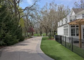 Greenview Manor Luxury Bed & Breakfast hotel thumbnail 5