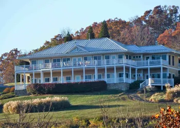 Inn at Riverbend hotel thumbnail 2