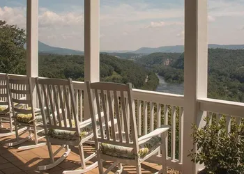 Inn at Riverbend hotel thumbnail 5