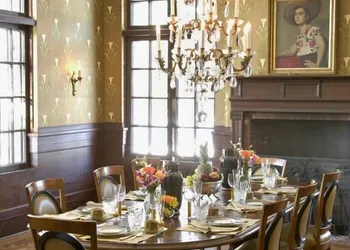 Rock Hall Luxe Lodging hotel thumbnail 6