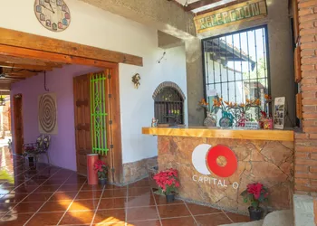 Valle Dorado hotel thumbnail 8
