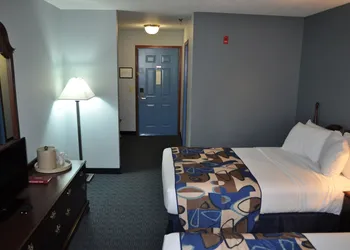 Grand Islander Hotel hotel thumbnail 4