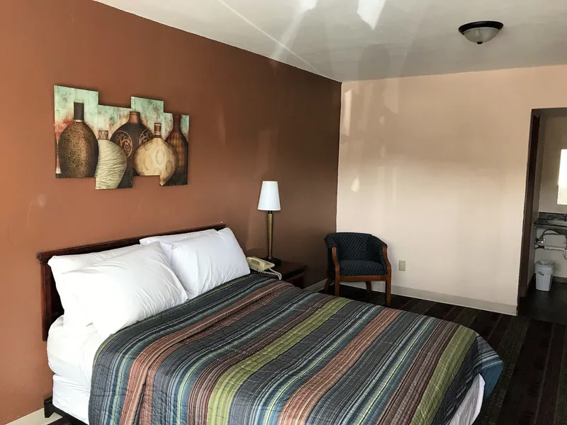 Town Motel hotel detail image 6