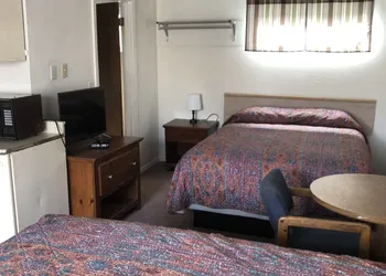Townhouse Motel hotel thumbnail 3