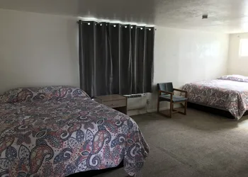 Townhouse Motel hotel thumbnail 5