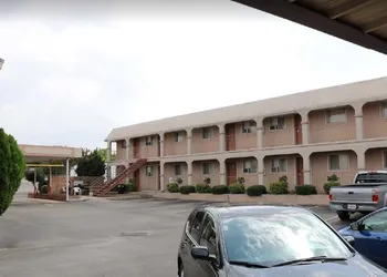 Cactus Inn and Suites hotel thumbnail 2