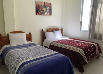 Renacimiento hotel thumbnail 4