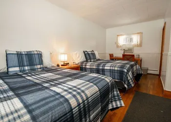 West Bethel Motel hotel thumbnail 4