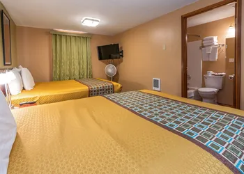 Far West Motel hotel thumbnail 4