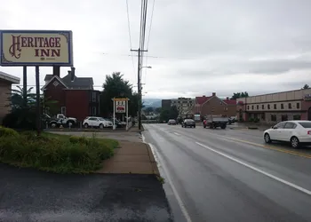 Heritage Inn hotel thumbnail 8